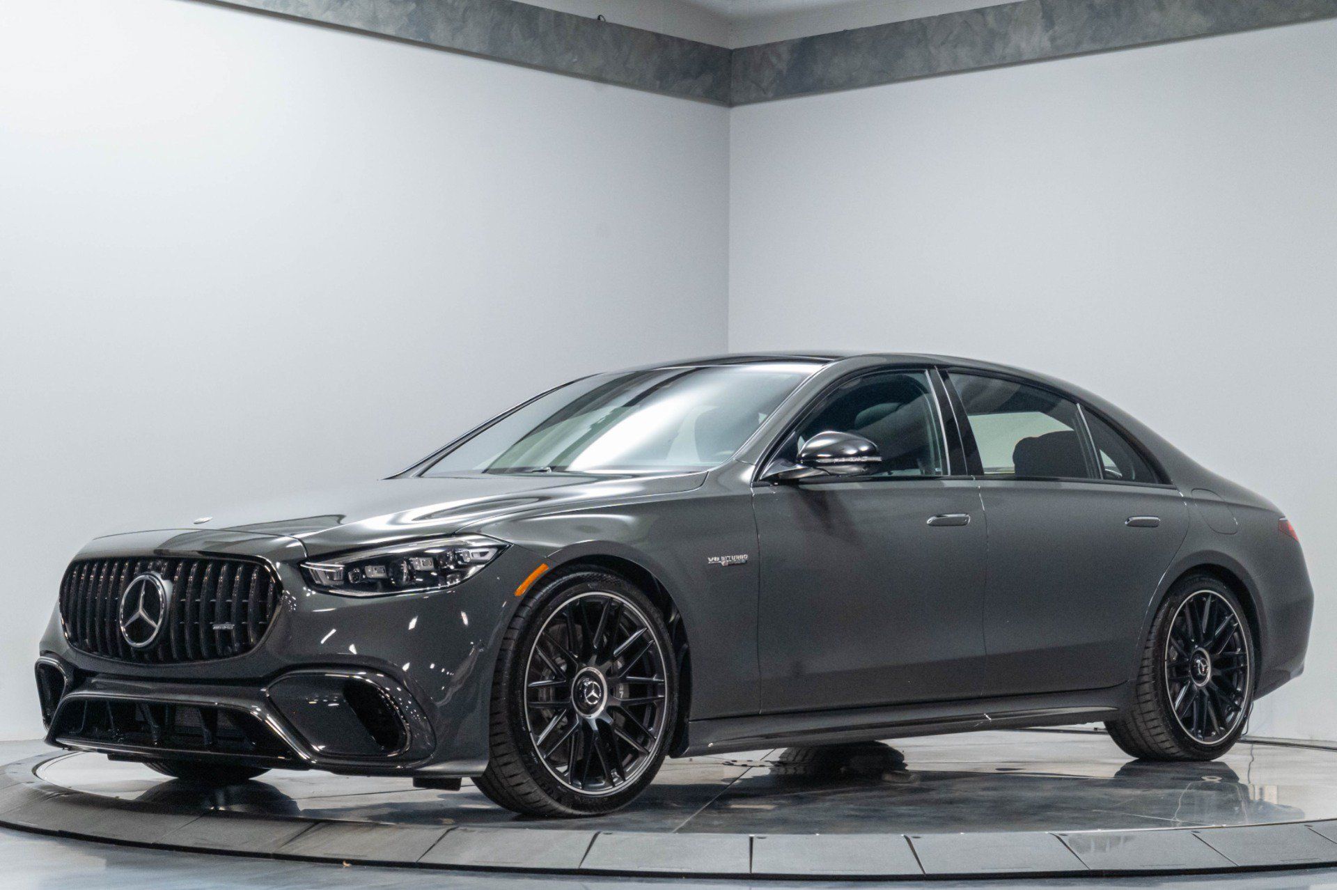 Used 2026 Mercedes-Benz S 63 AMG S image 2