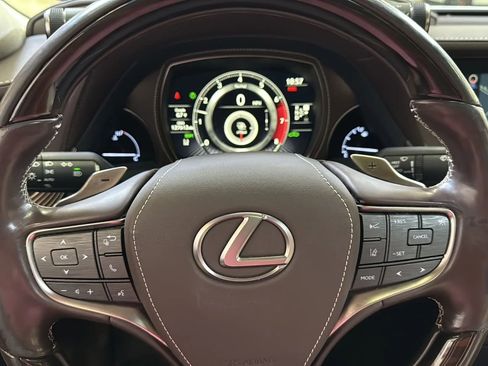 Used 2019 Lexus LS 500 F Sport image 14
