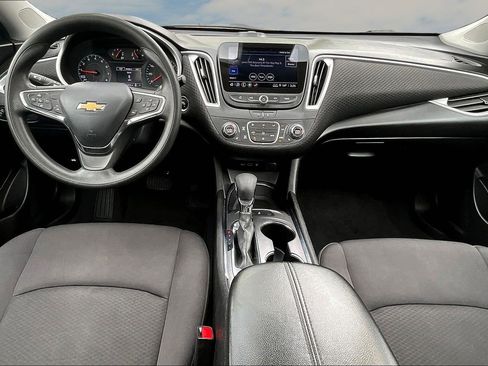 Used 2023 Chevrolet Malibu LT FWD image 7