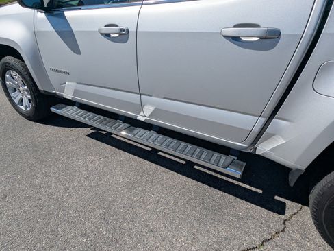 Used 2018 Chevrolet Colorado LT w/ LT Convenience Package image 25