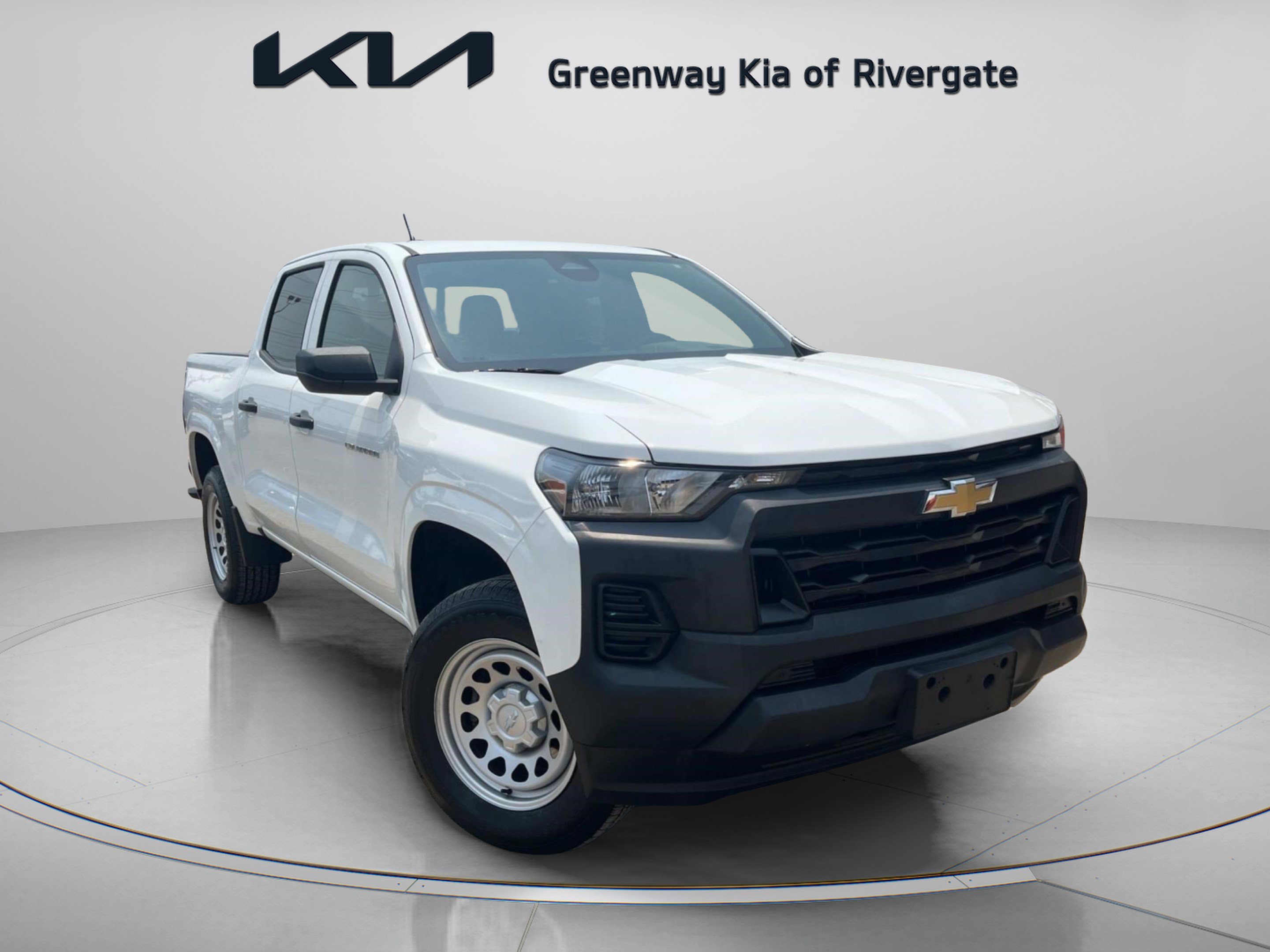 Used 2025 Chevrolet Colorado W/T RWD image 1