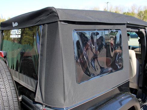 Used 2008 Jeep Wrangler Unlimited Sahara w/ Trailer Tow Group image 8