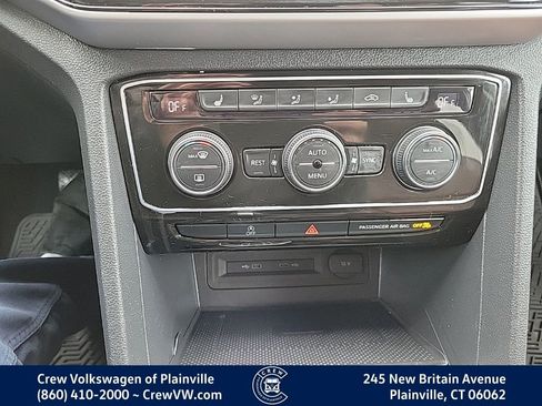 Certified 2023 Volkswagen Atlas SE w/ Black Wheel Package image 8