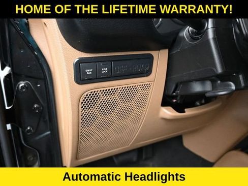 Used 2013 Jeep Wrangler Unlimited Rubicon w/ Connectivity Group AWD/4WD image 17