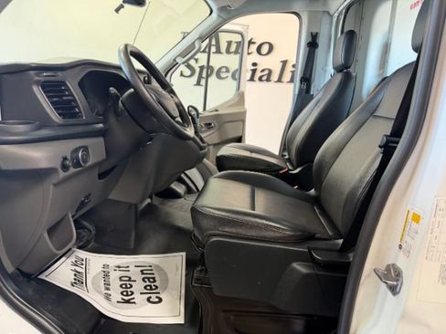 Used 2022 Ford Transit 350 DRW RWD image 12