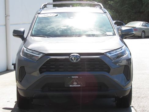 Certified 2024 Toyota RAV4 LE AWD/4WD image 3