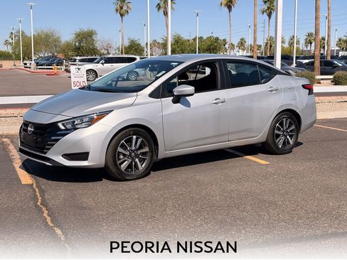 Certified 2025 Nissan Versa SV FWD image 1