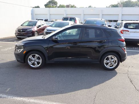 Used 2022 Hyundai Kona SEL w/ Convenience Package FWD image 19