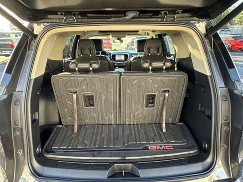 Used 2018 GMC Acadia Denali w/ Technology Package image 21