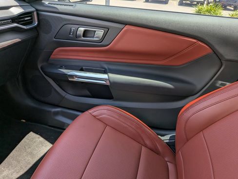 Used 2024 Ford Mustang GT Premium w/ GT Performance Package RWD image 19
