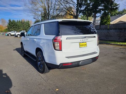 Used 2021 Chevrolet Tahoe Z71 w/ Luxury Package image 3