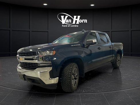 Used 2020 Chevrolet Silverado 1500 LT w/ All-Star Edition AWD/4WD image 3