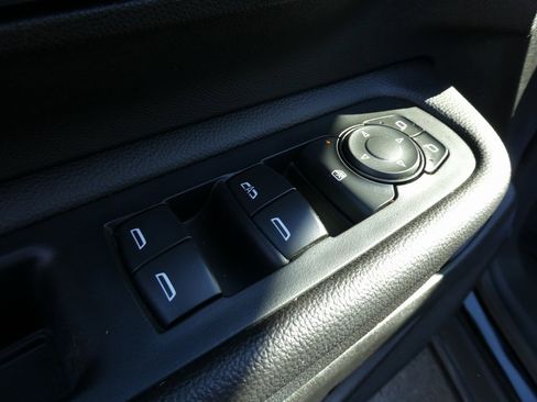 Certified 2022 GMC Terrain SLE w/ Driver Convenience Package image 21