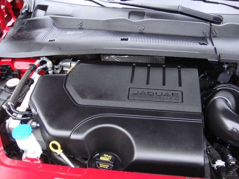 Used 2018 Jaguar E-PACE First Edition image 24