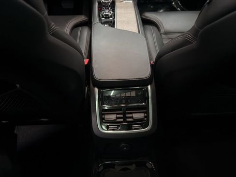 Used 2024 Volvo XC90 T8 Ultimate image 23