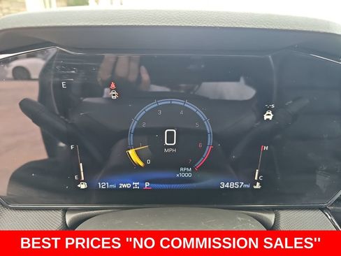 Used 2024 Chevrolet TrailBlazer RS w/ Convenience Package AWD/4WD image 19