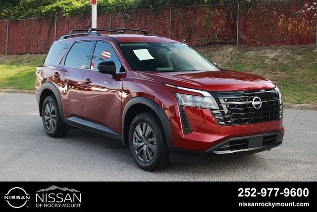 Certified 2026 Nissan Pathfinder SV FWD image 1