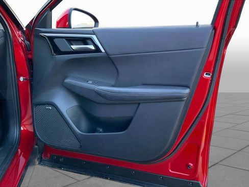 Used 2025 Mitsubishi Outlander SE FWD image 23
