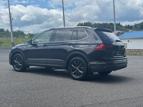 Used 2024 Volkswagen Tiguan SE AWD/4WD image 5