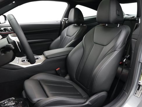 Used 2025 BMW 430i Coupe w/ Premium Package RWD image 18
