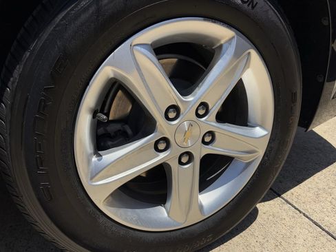 Used 2023 Chevrolet Malibu LT FWD image 11