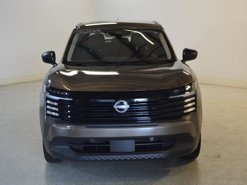 Used 2025 Nissan Kicks S FWD image 8