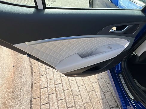 Used 2024 Genesis G70 3.3T Advanced w/ Sport Prestige Package image 23