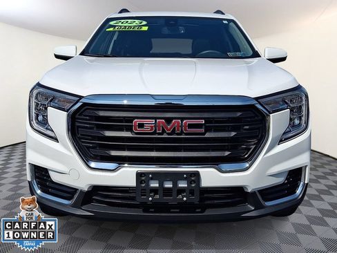 Used 2023 GMC Terrain SLE w/ Driver Convenience Package AWD/4WD image 5