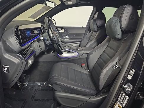 Certified 2026 Mercedes-Benz GLS 580 4MATIC image 5