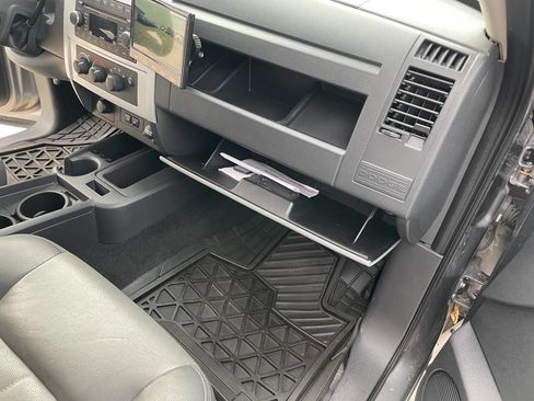 Used 2008 Dodge Dakota Laramie image 30