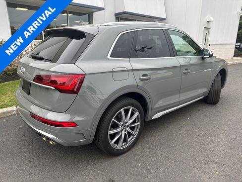Used 2022 Audi SQ5 Premium Plus w/ Premium Plus Package AWD/4WD image 2