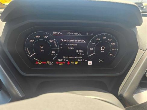 Used 2023 Audi Q4 e-tron Prestige AWD/4WD image 29