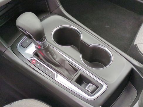 Certified 2022 Chevrolet Equinox LS w/ LS Convenience Package image 16