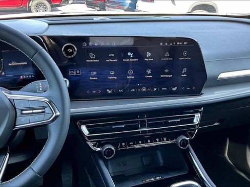 New 2026 Chevrolet Traverse LT image 7