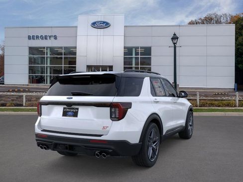 New 2025 Ford Explorer ST image 8