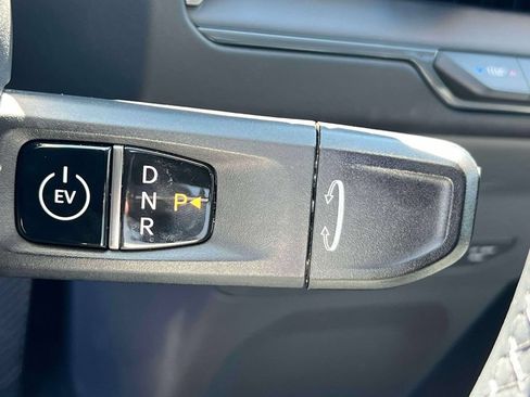 Certified 2024 Kia EV9 Light Long Range RWD image 26