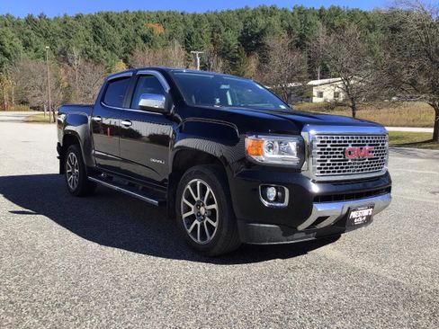 Used 2020 GMC Canyon Denali image 1