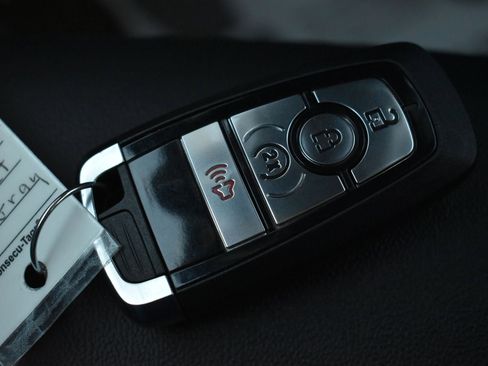 New 2025 Ford Ranger Lariat w/ Black Appearance Package image 40