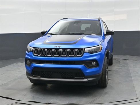 New 2026 Jeep Compass Latitude image 8