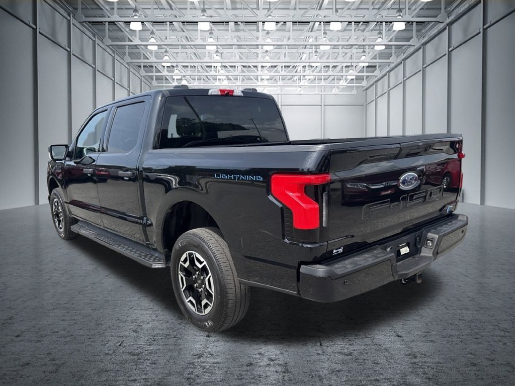 Certified 2023 Ford F150 Lightning XLT AWD/4WD image 3