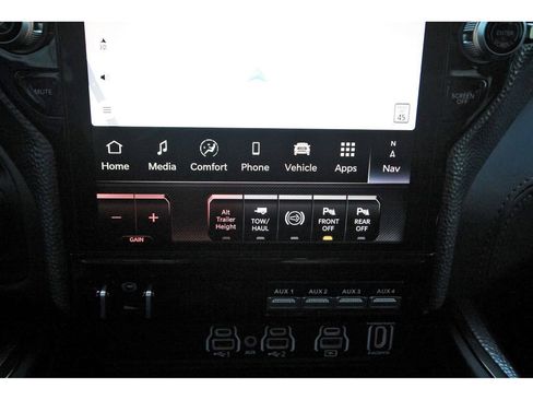 Used 2025 RAM 3500 Longhorn image 27