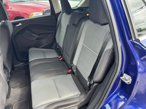 Used 2015 Ford Escape SE w/ Equipment Group 201A FWD image 15
