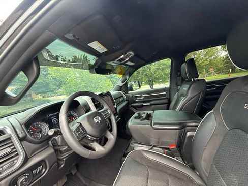 Used 2025 RAM 1500 Laramie AWD/4WD image 30