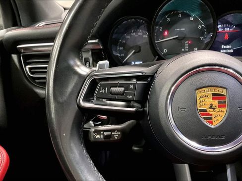 Used 2022 Porsche Macan w/ Premium Package Plus AWD/4WD image 11