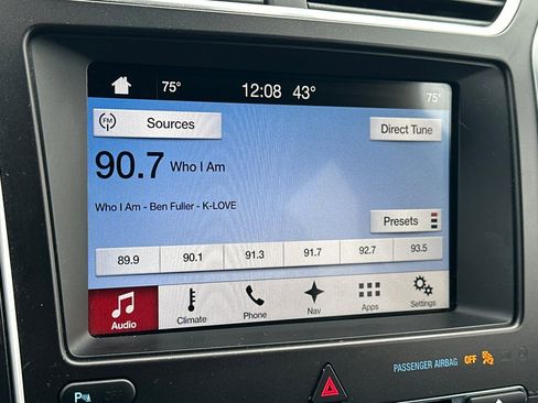 Used 2017 Ford Explorer Sport image 27