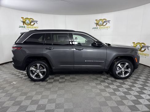 New 2026 Jeep Grand Cherokee Limited image 8