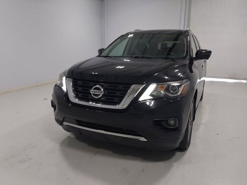 Used 2020 Nissan Pathfinder Platinum AWD/4WD image 15