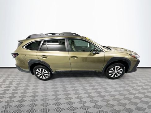 Certified 2025 Subaru Outback Premium AWD/4WD image 32