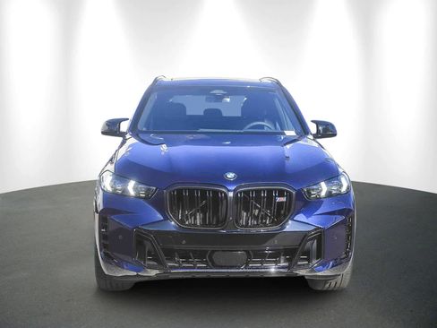 New 2026 BMW X5 M60i w/ Climate Comfort Package image 2