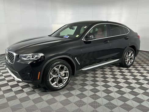 Used 2023 BMW X4 xDrive30i w/ Premium Package AWD/4WD image 8